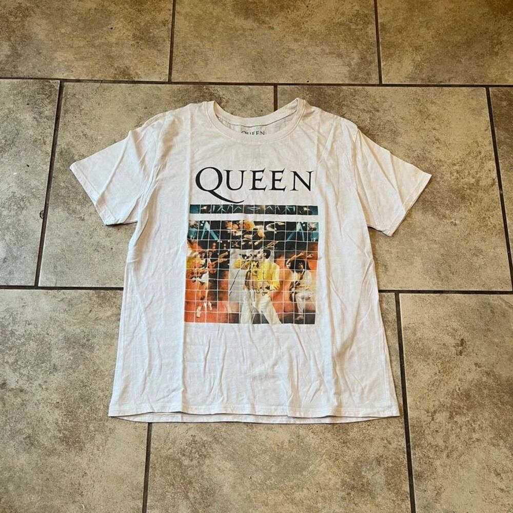 Official Queen Band T-Shirt Live Concert Grid Graphic | White Tee Size M 8-10